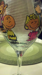 decorative peanuts gang inspired charlie brown linus lucy snoopy woodstock hand painted wine glass cups