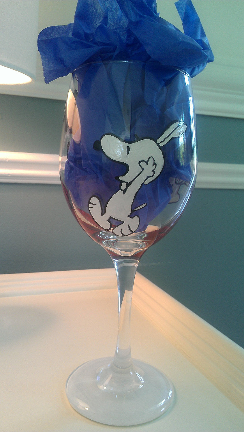 Snoopy Inspired Wine Glass, Snoopy Red Baron, Peanuts Gang,pilot 