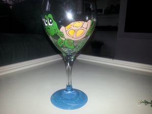 Hand painted sea turtle custom wine glass