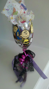 Peanuts Gang charlie brown hand painted wine glass